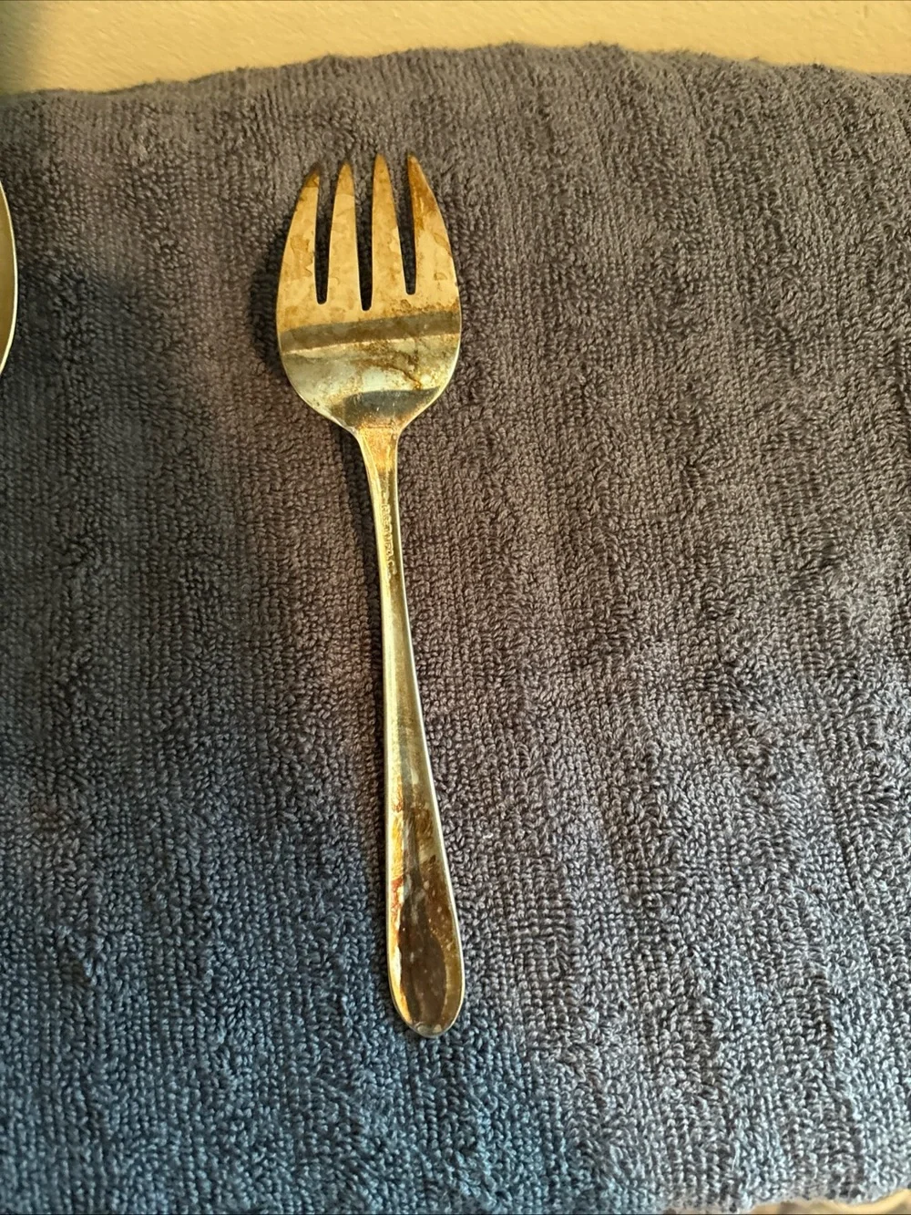 Gold-Tone 4-Piece Serving Utensil Set with Floral Detail